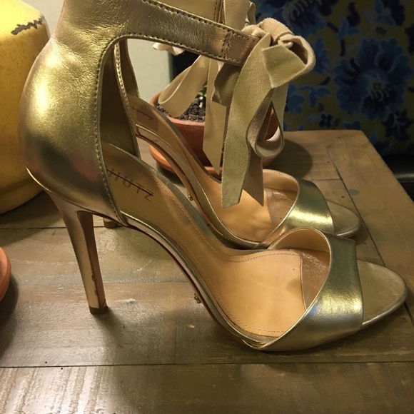 *SOLD* Anthropologie BHLDN Schutz Rene tie sandals - Picture 5 of 8